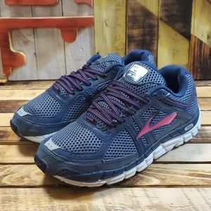 Brooks Addiction 12 Blue Women's Size 8.5